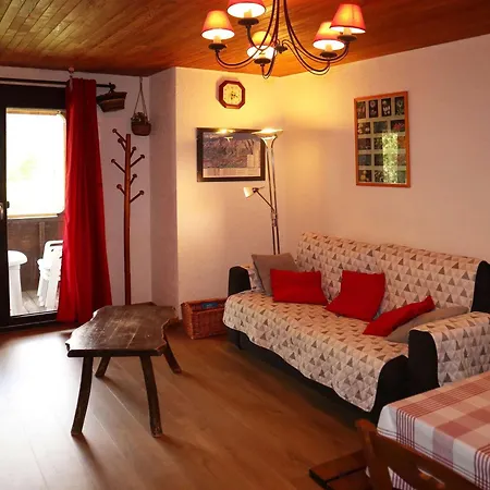 Au Calme Avec Balcon Sud, 6 Pers, Proche Commerces, Station - Fr-1-322-631 *